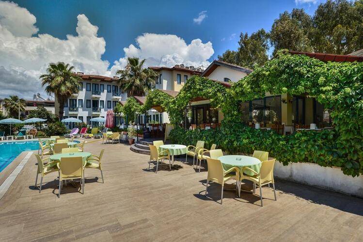 Bezay Hotel