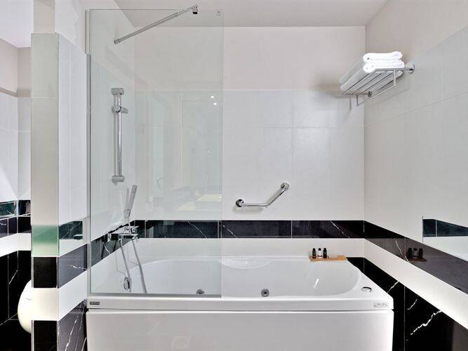 Athens Tiare Hotel