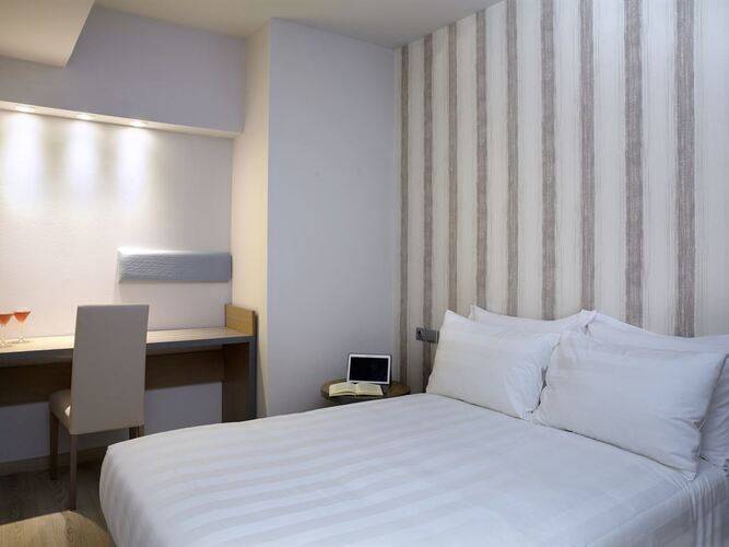 Athens Tiare Hotel