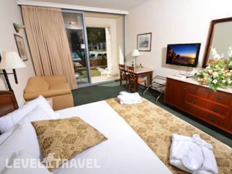 Фотография Golden Crown Hotel