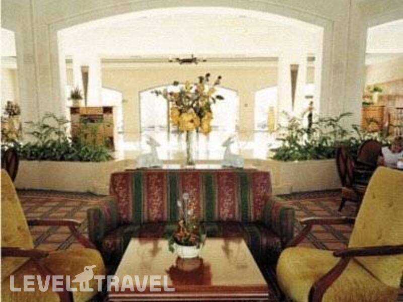 Фотография Golden Crown Hotel