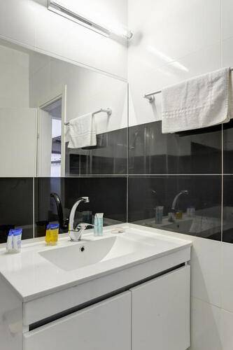 Liber Seashore Suites
