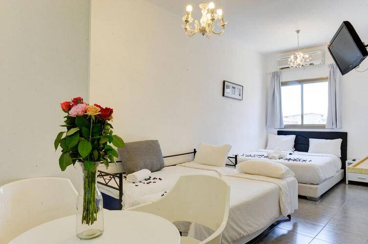 Liber Seashore Suites