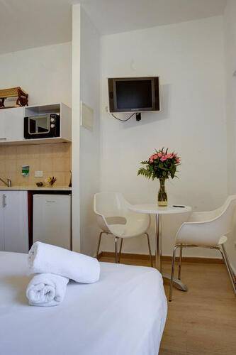 Liber Seashore Suites