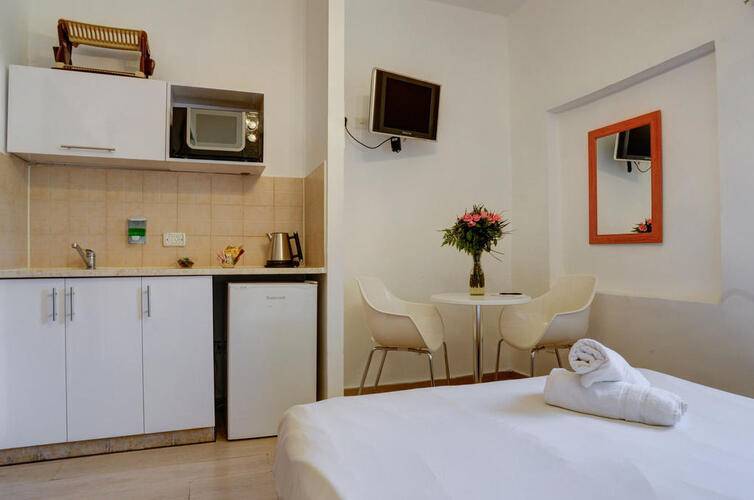 Liber Seashore Suites