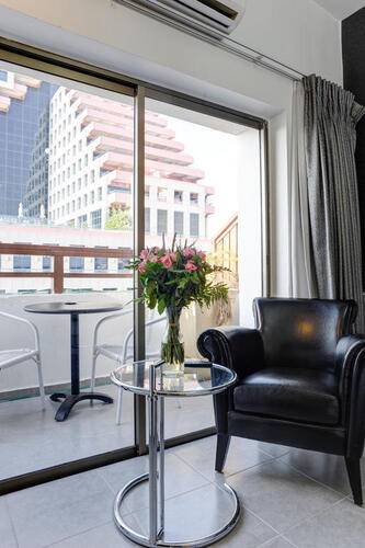 Liber Seashore Suites