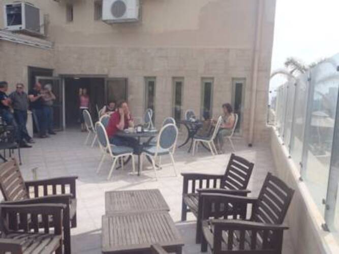 Marom Hotel