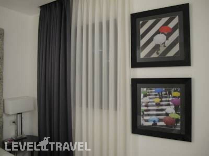 Фотография Best Western Regency Suites Hotel