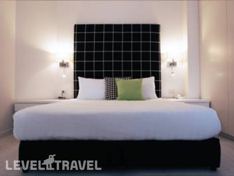 Фотография Best Western Regency Suites Hotel