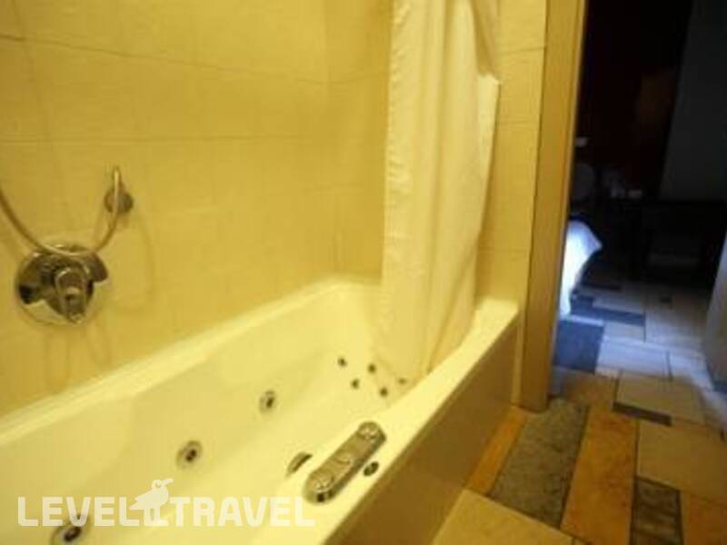 Фотография Ophir Hotel