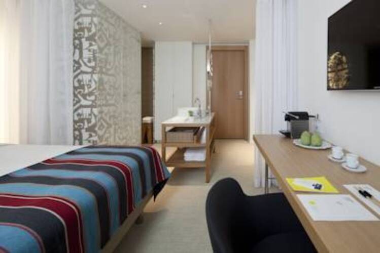 Mendeli Street Hotel