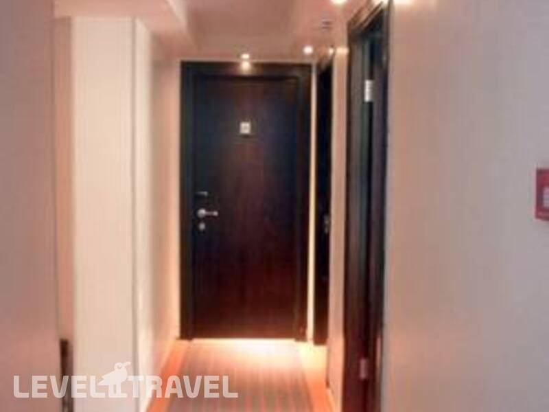 Фотография Commodore Hotel Фотография Commodore Hotel