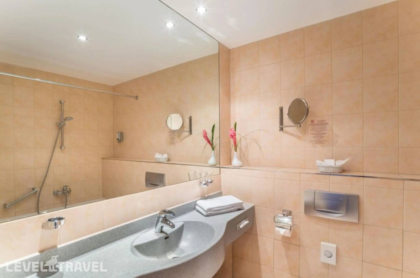 фотографии отеля Artemisia Montmartre (Ex. Royal Fromentin Hotel) в Франция(9 округ Парижа) - фото №17