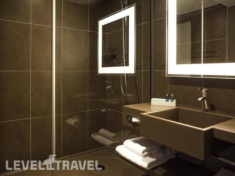 Фотография Novotel Paris 17