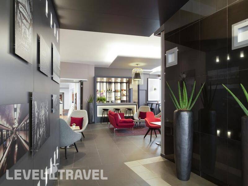 Фотография Novotel Paris 17