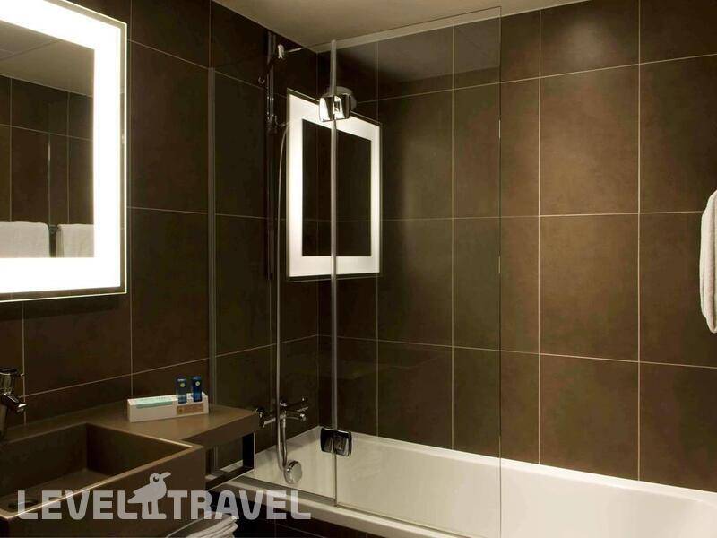 Фотография Novotel Paris 17