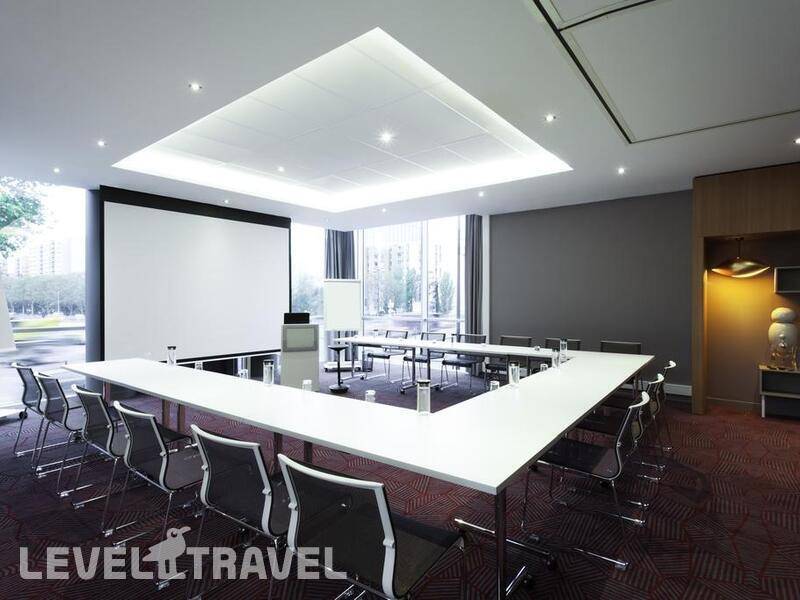 Фотография Novotel Paris 17