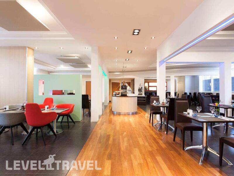 Фотография Novotel Paris 17