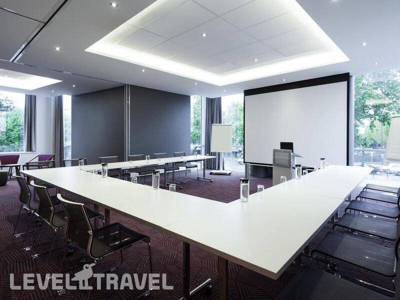 Фотография Novotel Paris 17