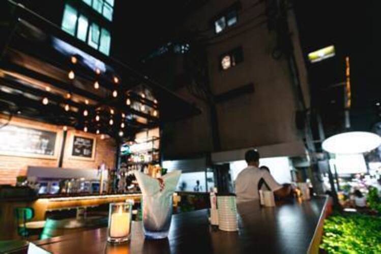 Adelphi Suites Bangkok