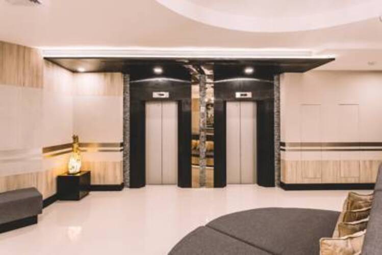 Adelphi Suites Bangkok