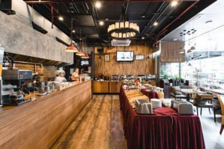 Adelphi Suites Bangkok