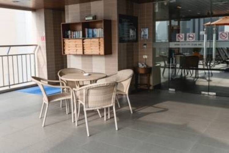 Adelphi Suites Bangkok
