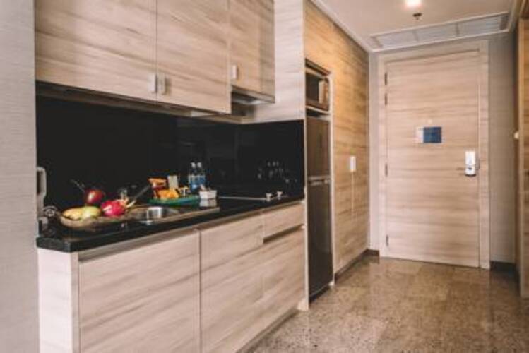 Adelphi Suites Bangkok