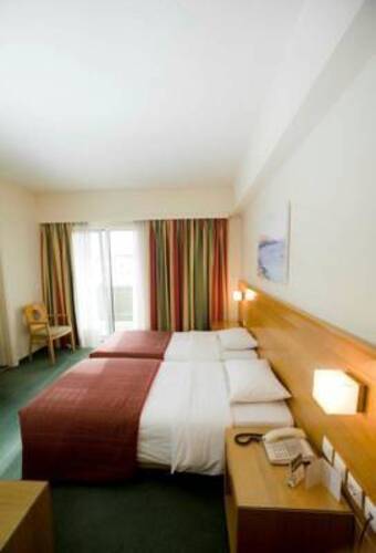 Athinais Hotel