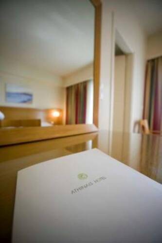 Athinais Hotel