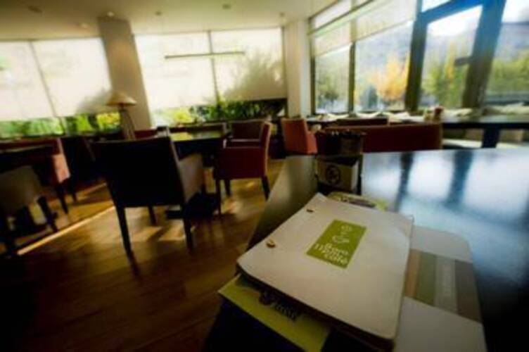 Athinais Hotel
