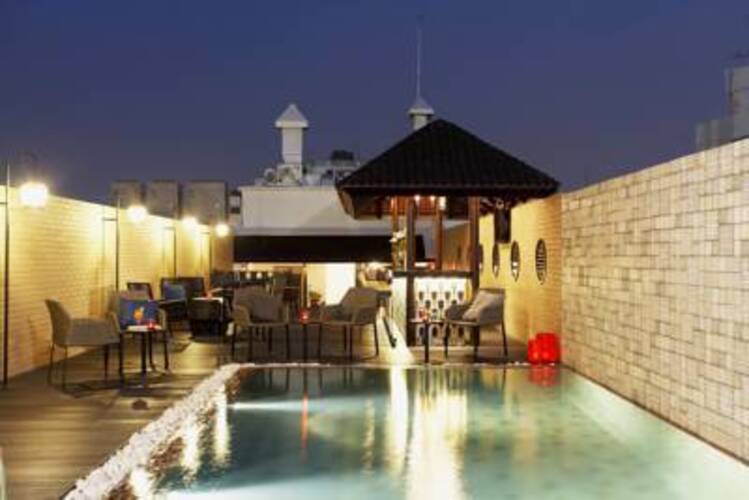 Baan Chart Hotel