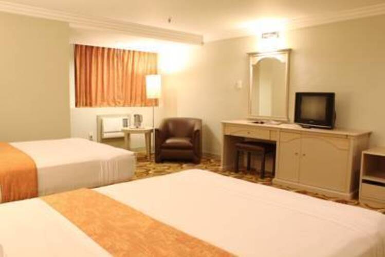 Riviera Mansion Hotel