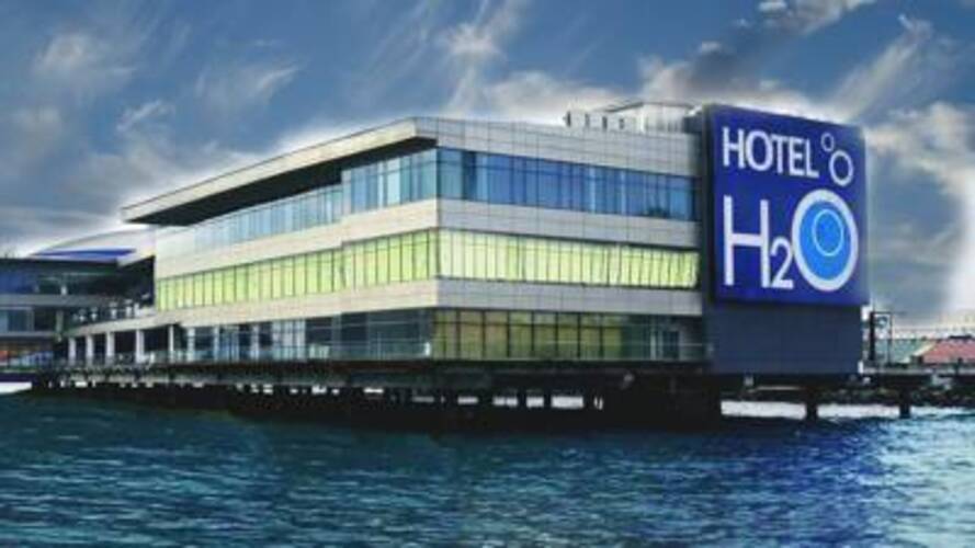H2O Hotel