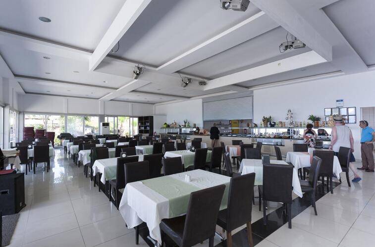 Clover Magic Nova Beach (Ex.Nova Beach Hotel)