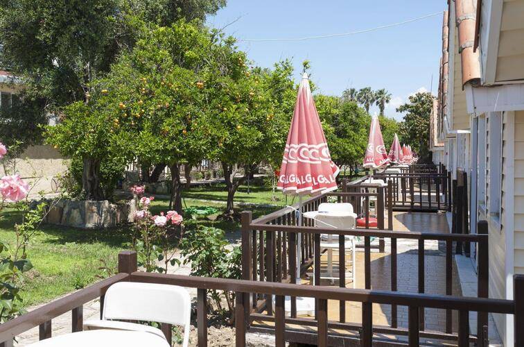 Clover Magic Nova Beach (Ex.Nova Beach Hotel)