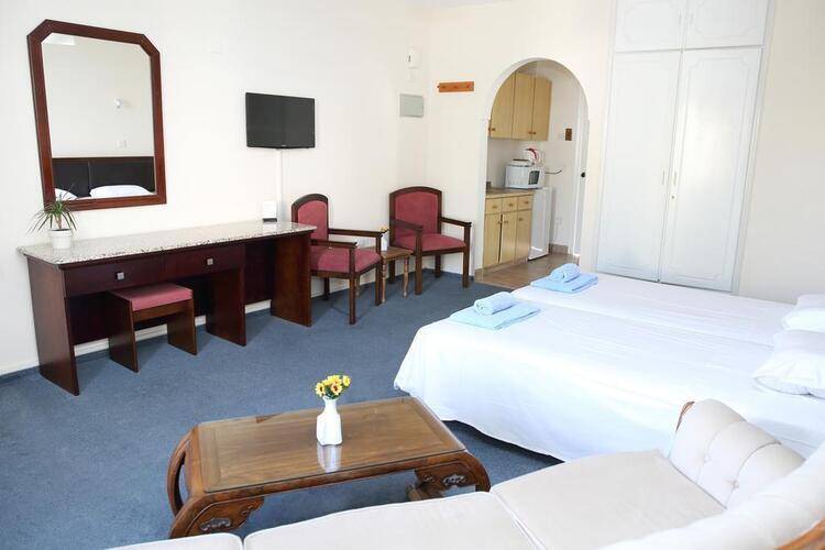 Antonis G Hotel