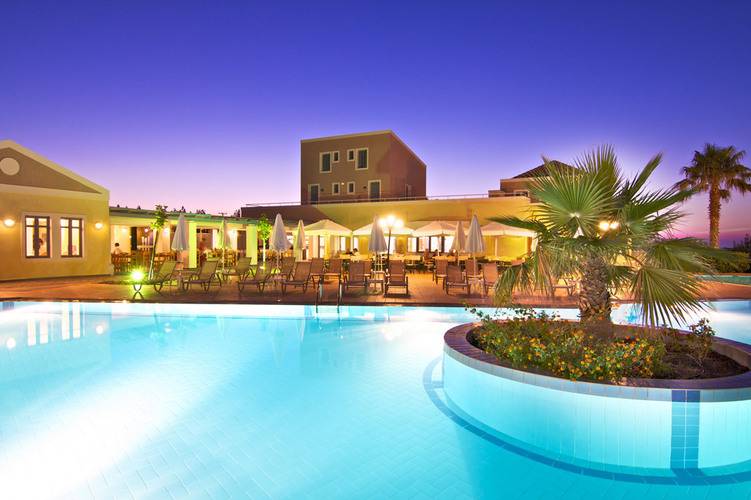 Solimar Emerald Aparthotel