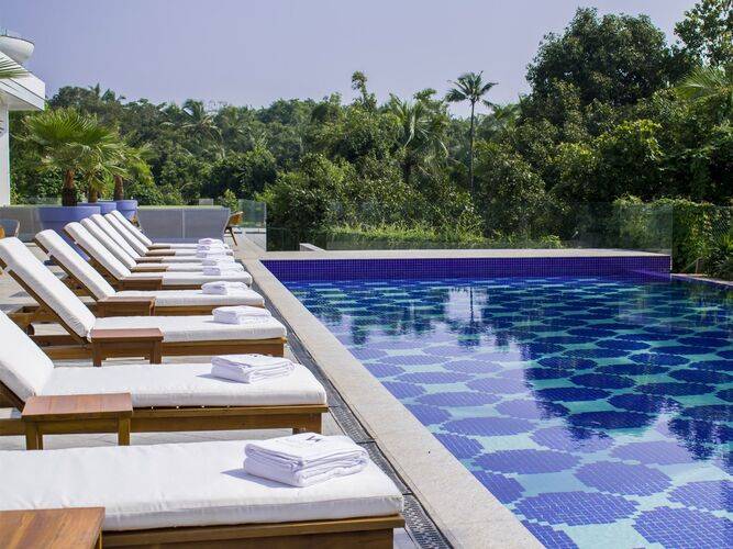W Hotel Goa 5★, Вагатор