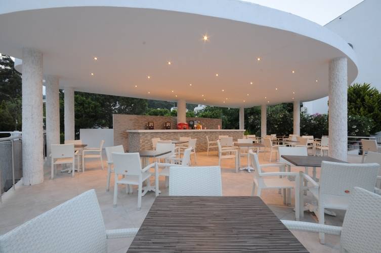 Caprice Beach Hotel (Ex. Luna Beach Deluxe)