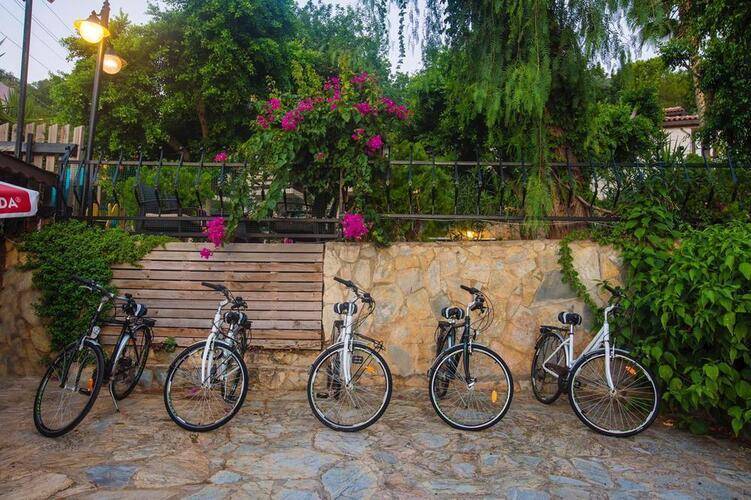 La Finca Hotel