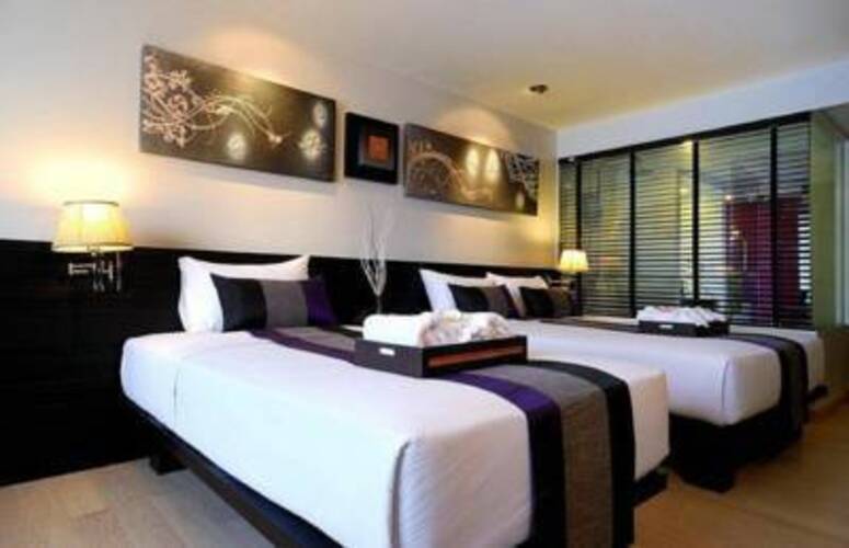 Nouvo City Hotel