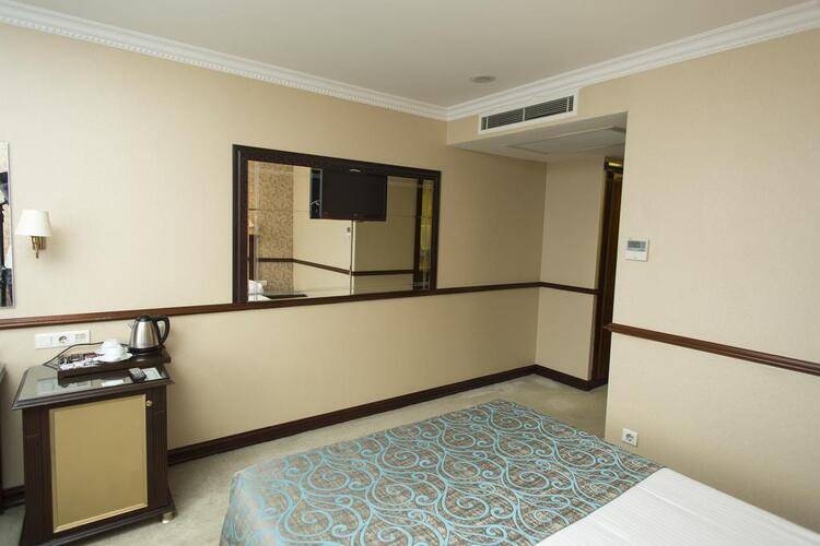 Topkapi Inter Istanbul Hotel
