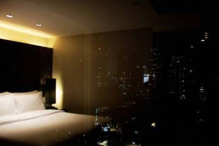 Golden Tulip Mandison Suites