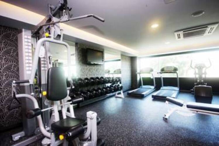 Golden Tulip Mandison Suites