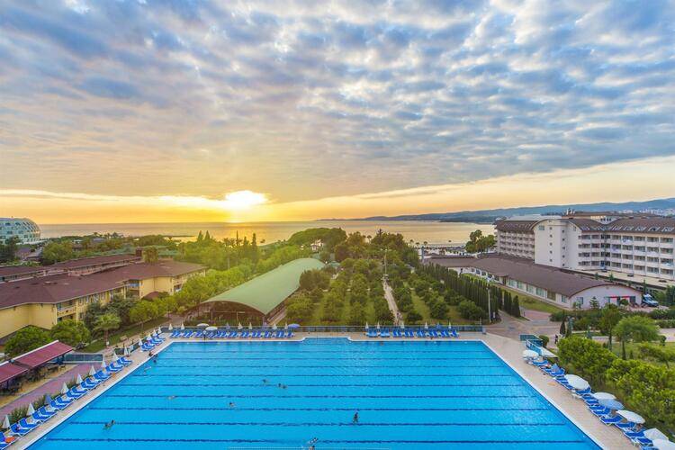 Lonicera Resort & Spa