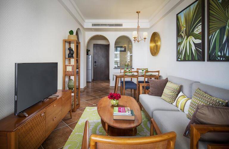 Aloha Oceanfront Suite Resort