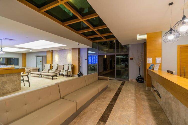 Orfeus Queen Hotel