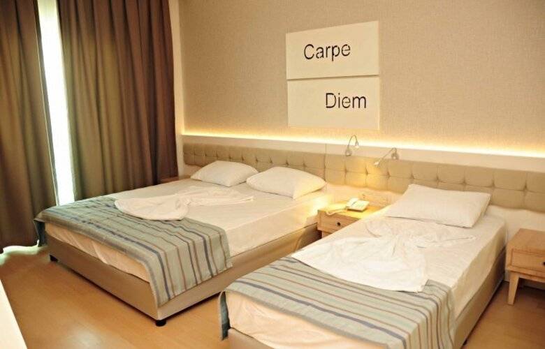 Orfeus Queen Hotel