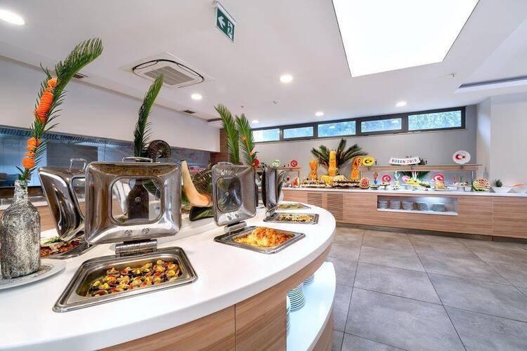 Orfeus Queen Hotel